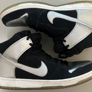 Nike Dunk High Pro SB Black and Silver Sneakers No Box